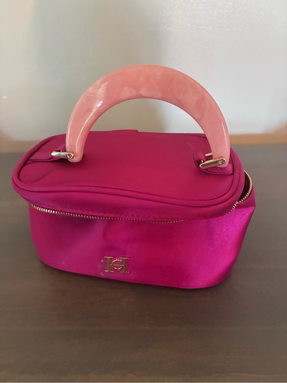 Carolina Herrera Pink Jewelry Bag with Acrylic Handle - Picture 5 of 6